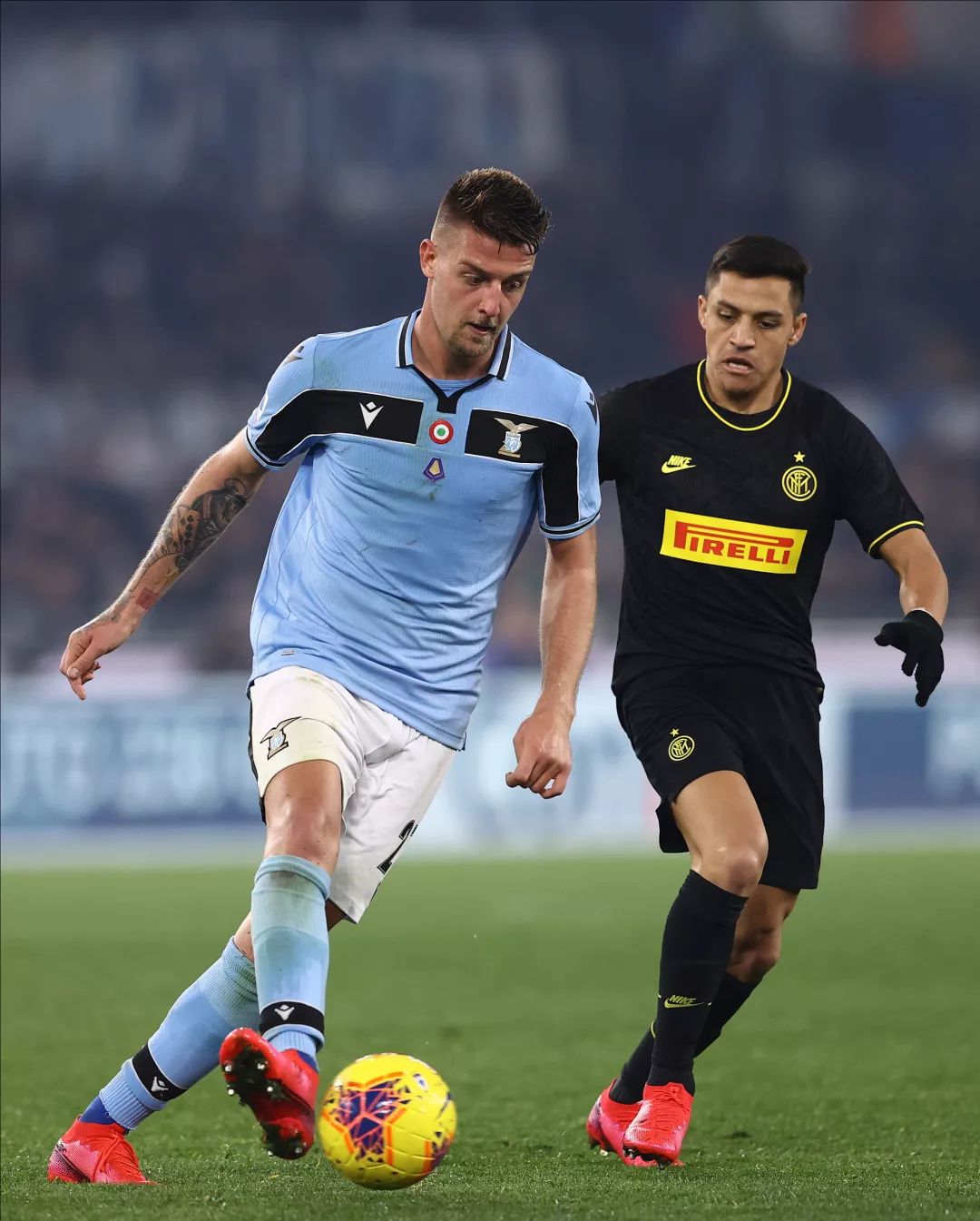 机敏地打入 机敏地打入