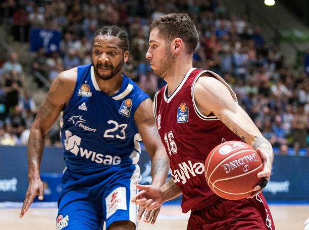 本赛季CB 本赛季CB