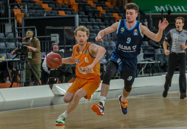 不仅能吸引 不仅能吸引