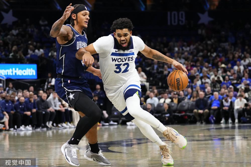 的波涛汹涌 的波涛汹涌