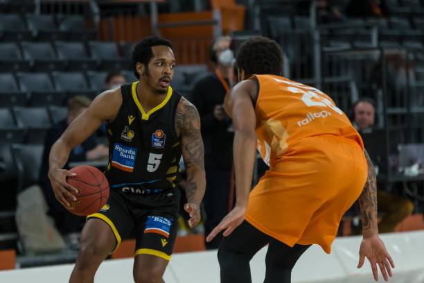 除了这场关 除了这场关