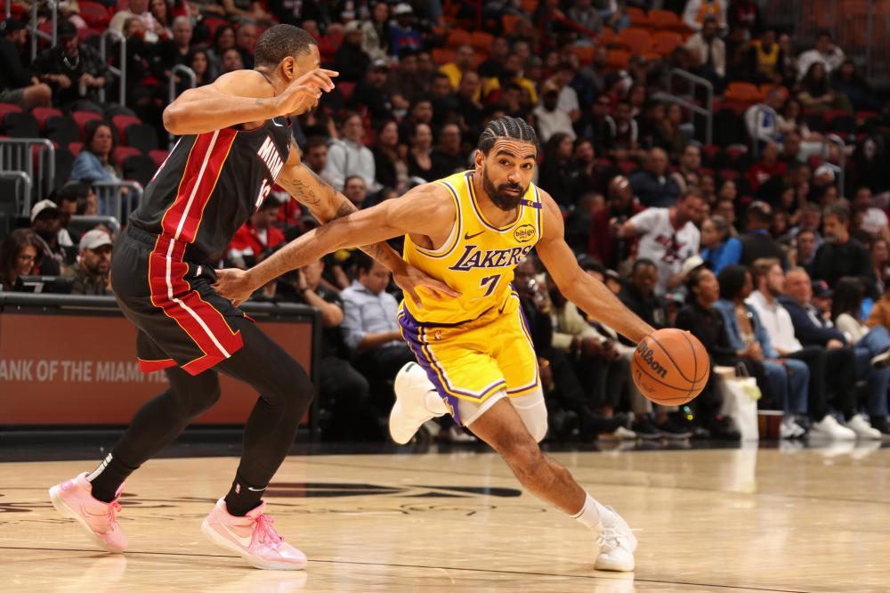 李文龙是中 李文龙是中